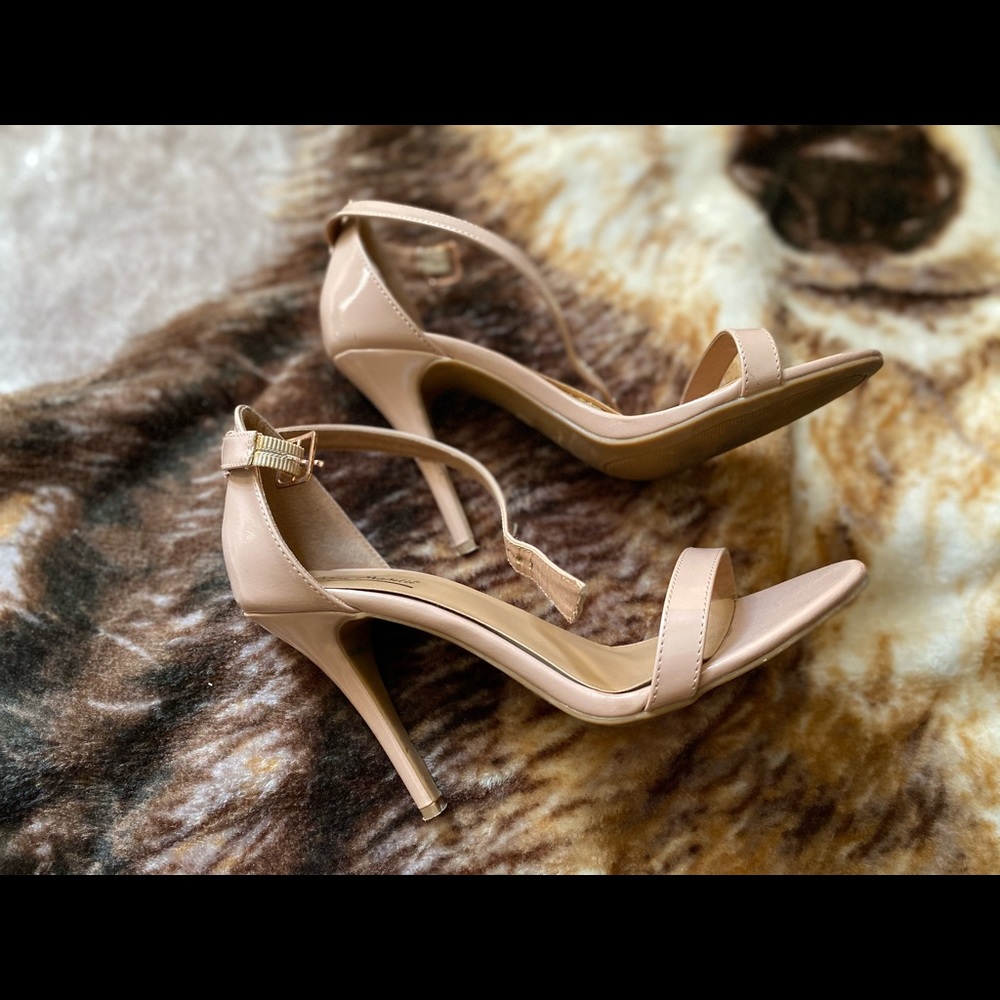 Ann Michelle nude high heel sandal